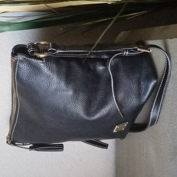 Dooney & Bourke Large Black Pebbled Grain Leather Tote Bag Purse. - Picture 5 of 14